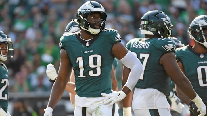 Oct 13, 2024; Philadelphia, Pennsylvania, USA; Philadelphia Eagles linebacker Josh Sweat (19) against the Cleveland Browns at Lincoln Financial Field. Mandatory Credit: Eric Hartline-Imagn Images Oct 13, 2024; Philadelphia, Pennsylvania, USA; Philadelphia Eagles linebacker Josh Sweat (19) against the Cleveland Browns at Lincoln Financial Field. Mandatory Credit: Eric Hartline-Imagn Images