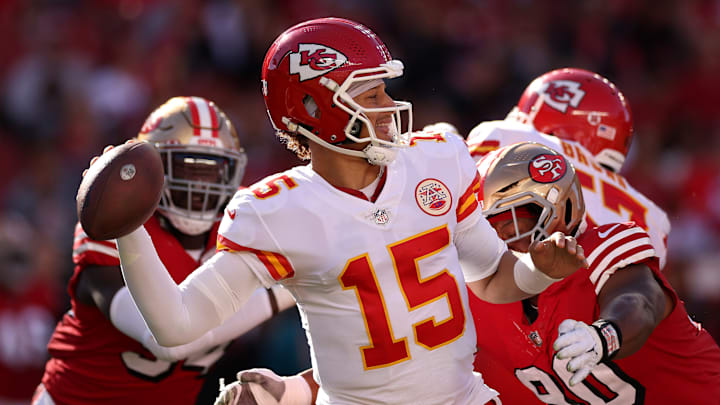 Kansas City Chiefs quarterback Patrick Mahomes (15)