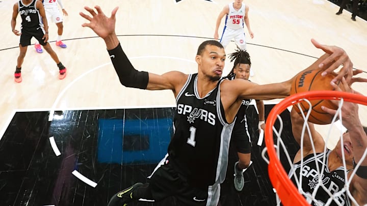 Victor Wembanyama and the Spurs are home favorites against the Clippers.