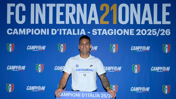 FC Internazionale Players Celebrate Winnining The Serie A Title FC Internazionale Players Celebrate Winnining The Serie A Title