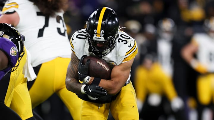 Pittsburgh Steelers v Baltimore Ravens