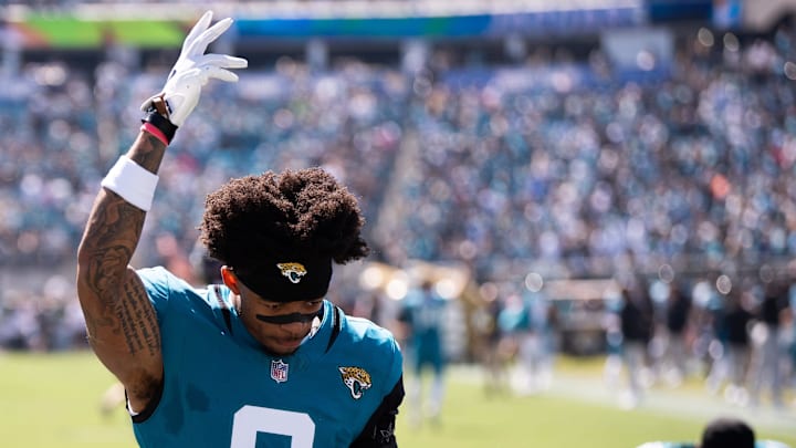 Jacksonville Jaguars cornerback Greg Newsome II (6) gets the team excited before the start of the game against the Seattle Seahawks in an NFL football game at EverBank Stadium, Sunday, Oct. 12, 2025, in Jacksonville, Fla. 