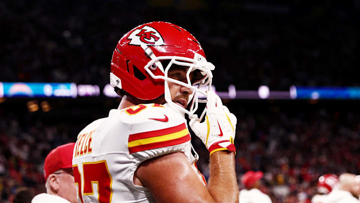 [US, Mexico & Canada customers only] Sep 5, 2025; Sao Paulo, BRAZIL; Kansas City Chiefs tight end Travis Kelce (87) before a NFL game at Corinthians Arena. Mandatory Credit: Jean Carniel/Reuters via Imagn Images