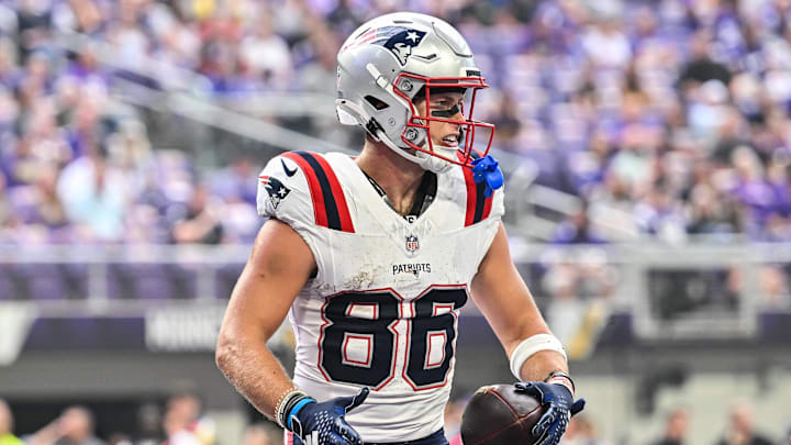 New England Patriots wide receiver Efton Chism III (86) reacts after a touchdown against the Minnesota Vikings during the second quarter at U.S. Bank Stadium. 