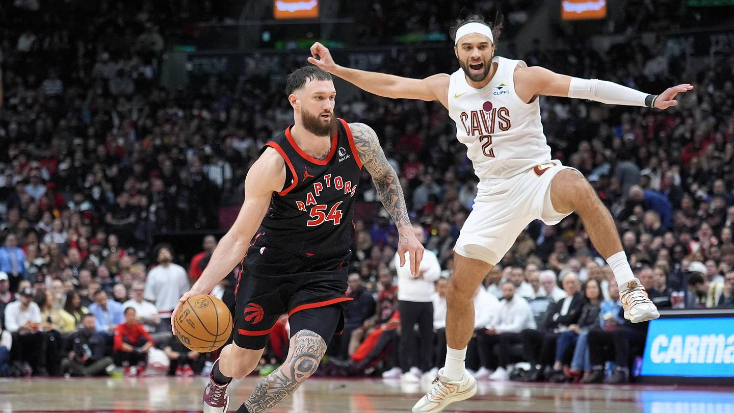 What is the backup plan if the Raptors can't retain Sandro Mamukelashvili?