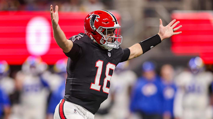 Dec 29, 2025; Atlanta, Georgia, USA; Atlanta Falcons quarterback Kirk Cousins (18) celebrates after a touchdown pass against the Los Angeles Rams in the first quarter at Mercedes-Benz Stadium. Mandatory Credit: Brett Davis-Imagn Images
Dec 29, 2025; Atlanta, Georgia, USA; Atlanta Falcons quarterback Kirk Cousins (18) celebrates after a touchdown pass against the Los Angeles Rams in the first quarter at Mercedes-Benz Stadium. Mandatory Credit: Brett Davis-Imagn Images