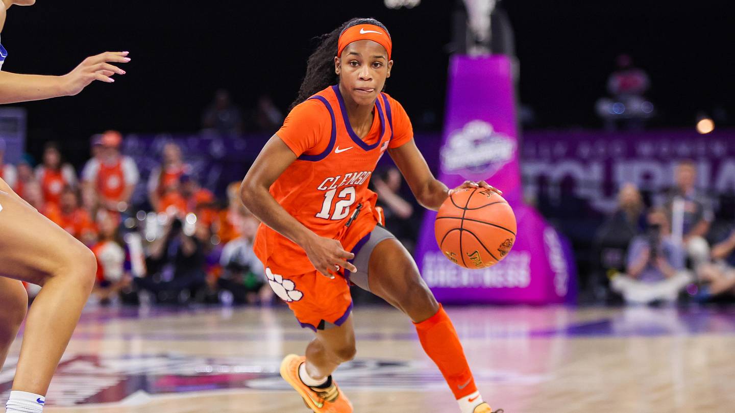 Clemson Women's Basketball Receive Unfortunate News About Mia Moore's Eligiblity