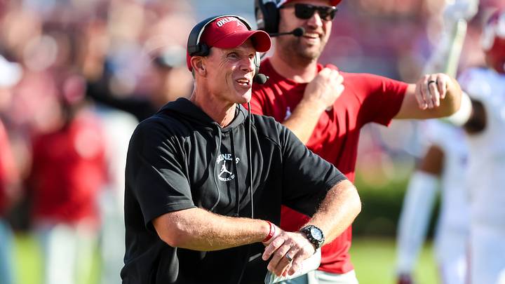 Oklahoma coach Brent Venables celebrates a safety. Oklahoma coach Brent Venables celebrates a safety.
