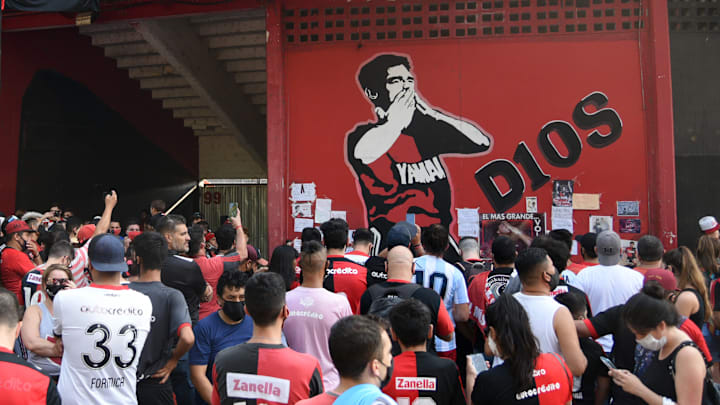 Argentinians Shocked By Sudden Death of Diego Maradona