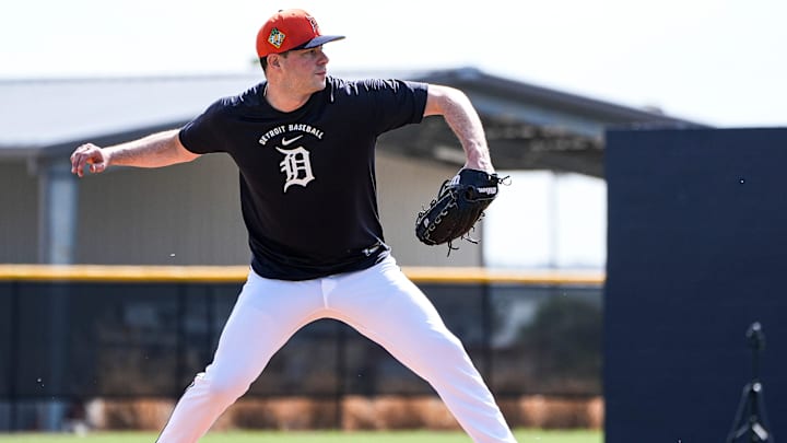 Detroit Tigers pitcher Scott Effross practices during spring training at TigerTown in Lakeland, Fla. on Tuesday, Feb. 17, 2026. Detroit Tigers pitcher Scott Effross practices during spring training at TigerTown in Lakeland, Fla. on Tuesday, Feb. 17, 2026.