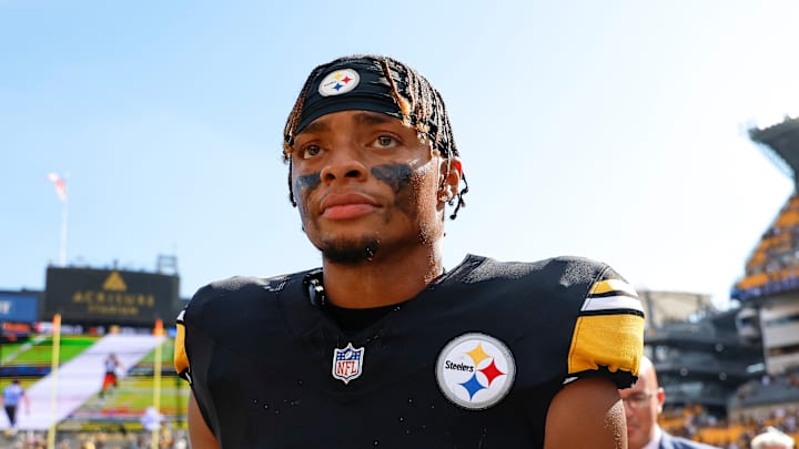 Los Angeles Chargers v Pittsburgh Steelers