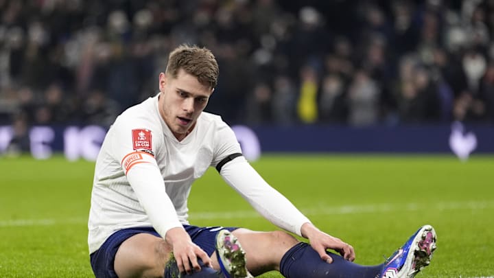 Tottenham Hotspur v Aston Villa - Emirates FA Cup - Third Round - Tottenham Hotspur Stadium