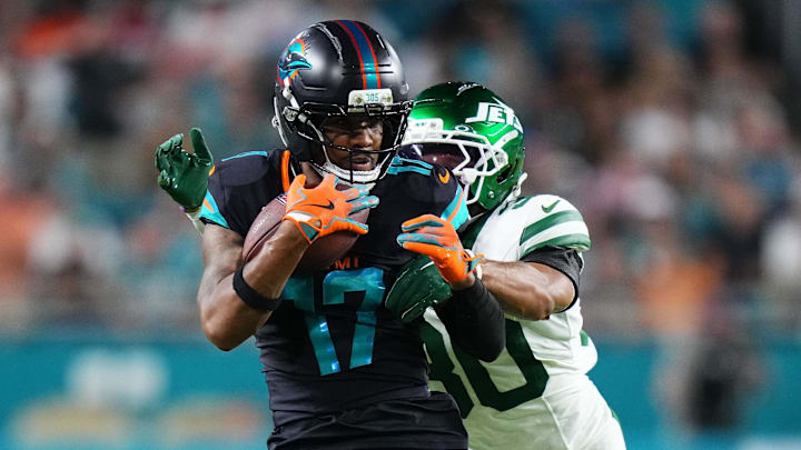 Miami Dolphins wide receiver Jaylen Waddle (17) makes a catch against New York Jets cornerback Michael Carter II (30) during the first half at Hard Rock Stadium on Monday night, September 29, 2025. Miami Dolphins wide receiver Jaylen Waddle (17) makes a catch against New York Jets cornerback Michael Carter II (30) during the first half at Hard Rock Stadium on Monday night, September 29, 2025.