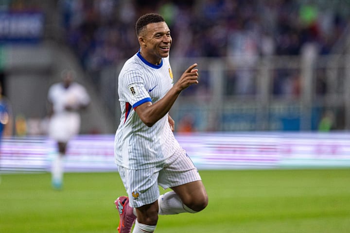 Kylian Mbappe Reacts After Equaling France Legend's Goal Scoring Record