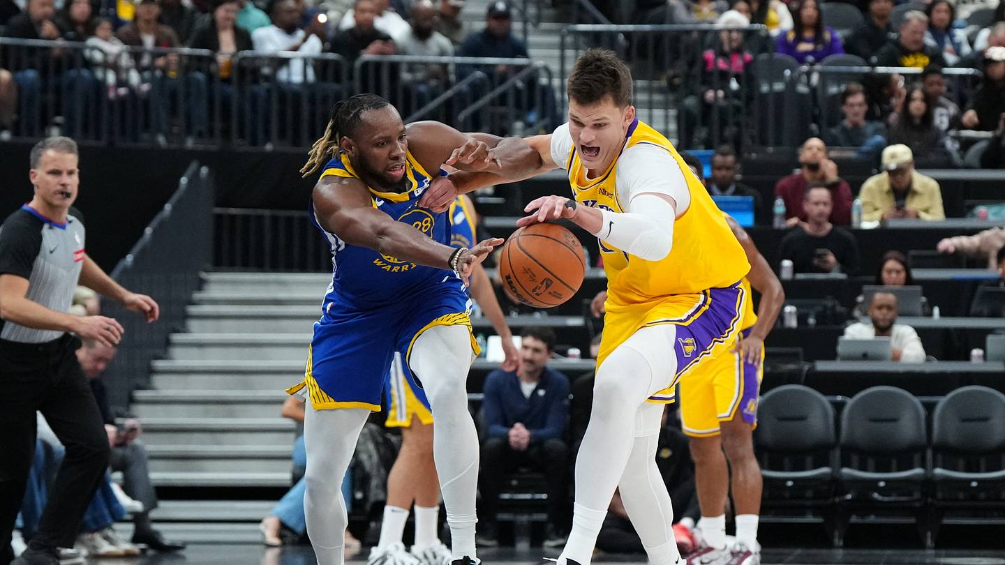 Lakers’ Walker Kessler Makes Immediate Impact in Preseason Debut