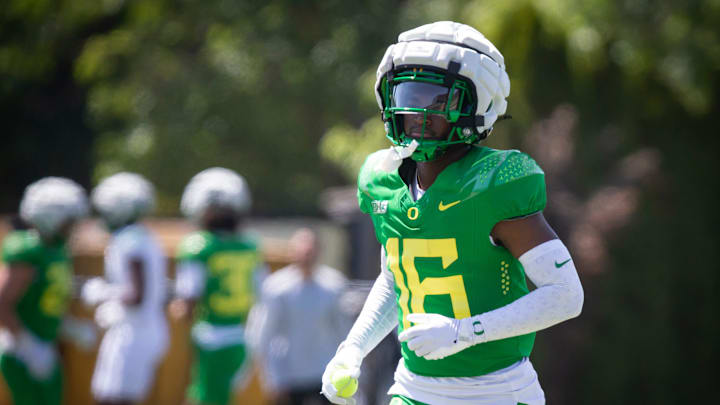Oregon defensive back Rodrick Pleasant work out during the Ducks’ fall camp Tuesday, Aug. 6, 2024, at the Hatfield-Dowlin Complex in Eugene, Ore.