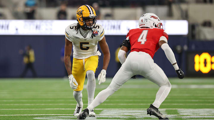 Cal wide receiver Tobias Merriweather (5) Cal wide receiver Tobias Merriweather (5)