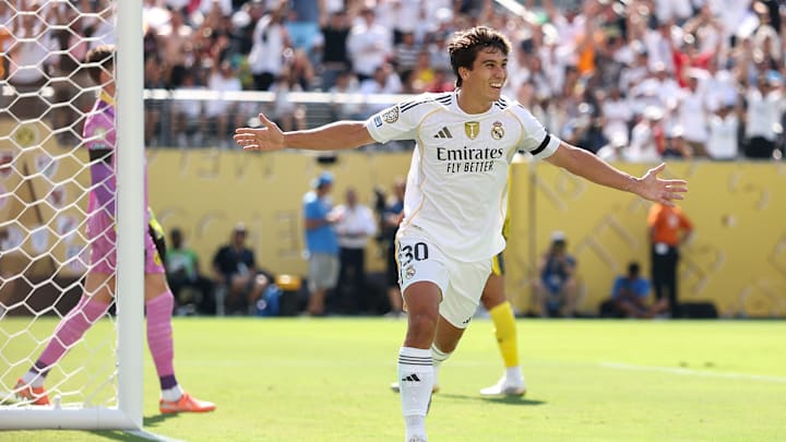 Real Madrid CF v Borussia Dortmund: Quarter-final - FIFA Club World Cup 2025