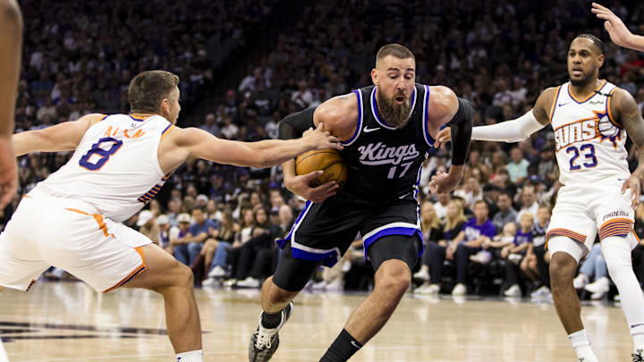 Apr 13, 2025; Sacramento, California, USA; Sacramento Kings center Jonas Valanciunas (17) drives past Phoenix Suns guard Grayson Allen (8) during the second quarter at Golden 1 Center. Mandatory Credit: John Hefti-Imagn Images Apr 13, 2025; Sacramento, California, USA; Sacramento Kings center Jonas Valanciunas (17) drives past Phoenix Suns guard Grayson Allen (8) during the second quarter at Golden 1 Center. Mandatory Credit: John Hefti-Imagn Images
