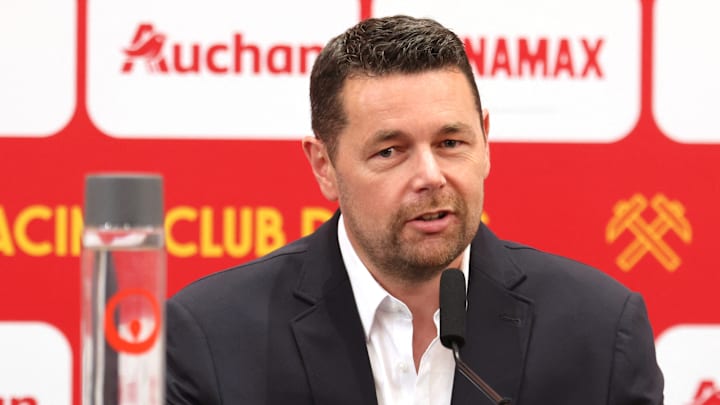 Nouvelle piste au poste de gardien de but pour Pierre Sage et le RC Lens. 