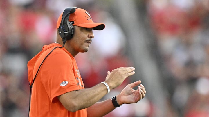 Oct 4, 2025; Louisville, Kentucky, USA; Virginia Cavaliers head coach Tony Elliott reacts during the second half against the Louisville Cardinals at L&N Federal Credit Union Stadium. Virginia defeated Louisville 30-27. Mandatory Credit: Jamie Rhodes-Imagn Images