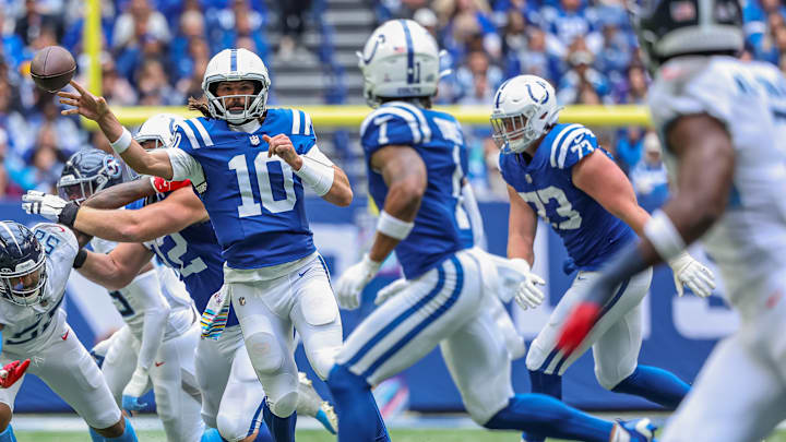 Tennessee Titans v Indianapolis Colts