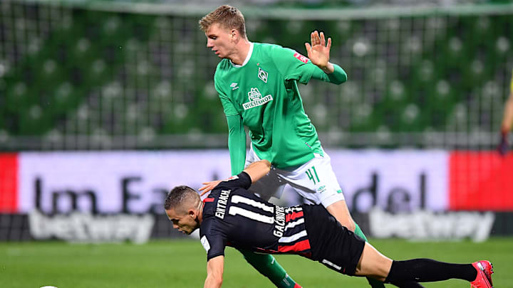 Nick Woltemade (19) will sich bei Werder Bremen durchsetzen