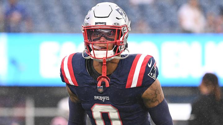 August 8, 2024; Foxborough, MA, USA; New England Patriots cornerback Christian Gonzalez (0) warms up before a game against the Carolina Panthers at Gillette Stadium. Mandatory Credit: Eric Canha-Imagn Images August 8, 2024; Foxborough, MA, USA; New England Patriots cornerback Christian Gonzalez (0) warms up before a game against the Carolina Panthers at Gillette Stadium. Mandatory Credit: Eric Canha-Imagn Images