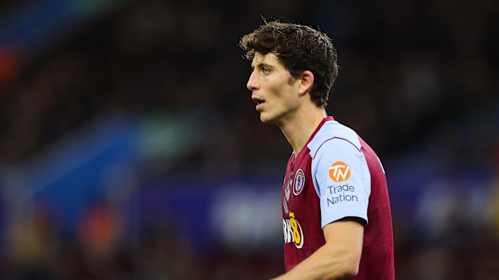 Aston Villa v Arsenal FC - Premier League