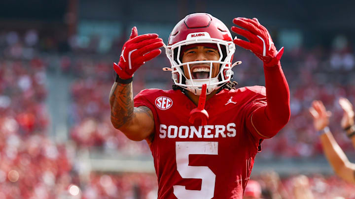 Oklahoma Sooners wide receiver Isaiah Sategna Oklahoma Sooners wide receiver Isaiah Sategna