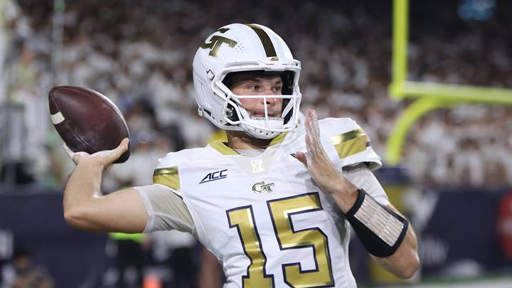 Sep 3, 2026; Atlanta, Georgia, USA; Georgia Tech Yellow Jackets quarterback Alberto Mendoza (15) practices before the game at Bobby Dodd Stadium at Hyundai Field. Mandatory Credit: Brett Davis-Imagn Images Sep 3, 2026; Atlanta, Georgia, USA; Georgia Tech Yellow Jackets quarterback Alberto Mendoza (15) practices before the game at Bobby Dodd Stadium at Hyundai Field. Mandatory Credit: Brett Davis-Imagn Images