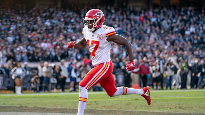 December 2, 2018; Oakland, CA, USA; Kansas City Chiefs wide receiver Chris Conley (17) during the third quarter against the Oakland Raiders at Oakland Coliseum. The Chiefs defeated the Raiders 40-33. Mandatory Credit: Kyle Terada-Imagn Images