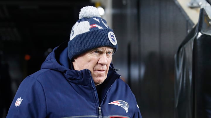 Dec 7, 2023; Pittsburgh, Pennsylvania, USA; New England Patriots head coach Bill Belichick walks to the field before the game against the Pittsburgh Steelers at Acrisure Stadium. Mandatory Credit: Charles LeClaire-Imagn Images Dec 7, 2023; Pittsburgh, Pennsylvania, USA; New England Patriots head coach Bill Belichick walks to the field before the game against the Pittsburgh Steelers at Acrisure Stadium. Mandatory Credit: Charles LeClaire-Imagn Images