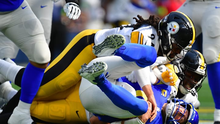 Oct 22, 2023; Inglewood, California, USA; Pittsburgh Steelers defensive tackle Armon Watts (94) Oct 22, 2023; Inglewood, California, USA; Pittsburgh Steelers defensive tackle Armon Watts (94)