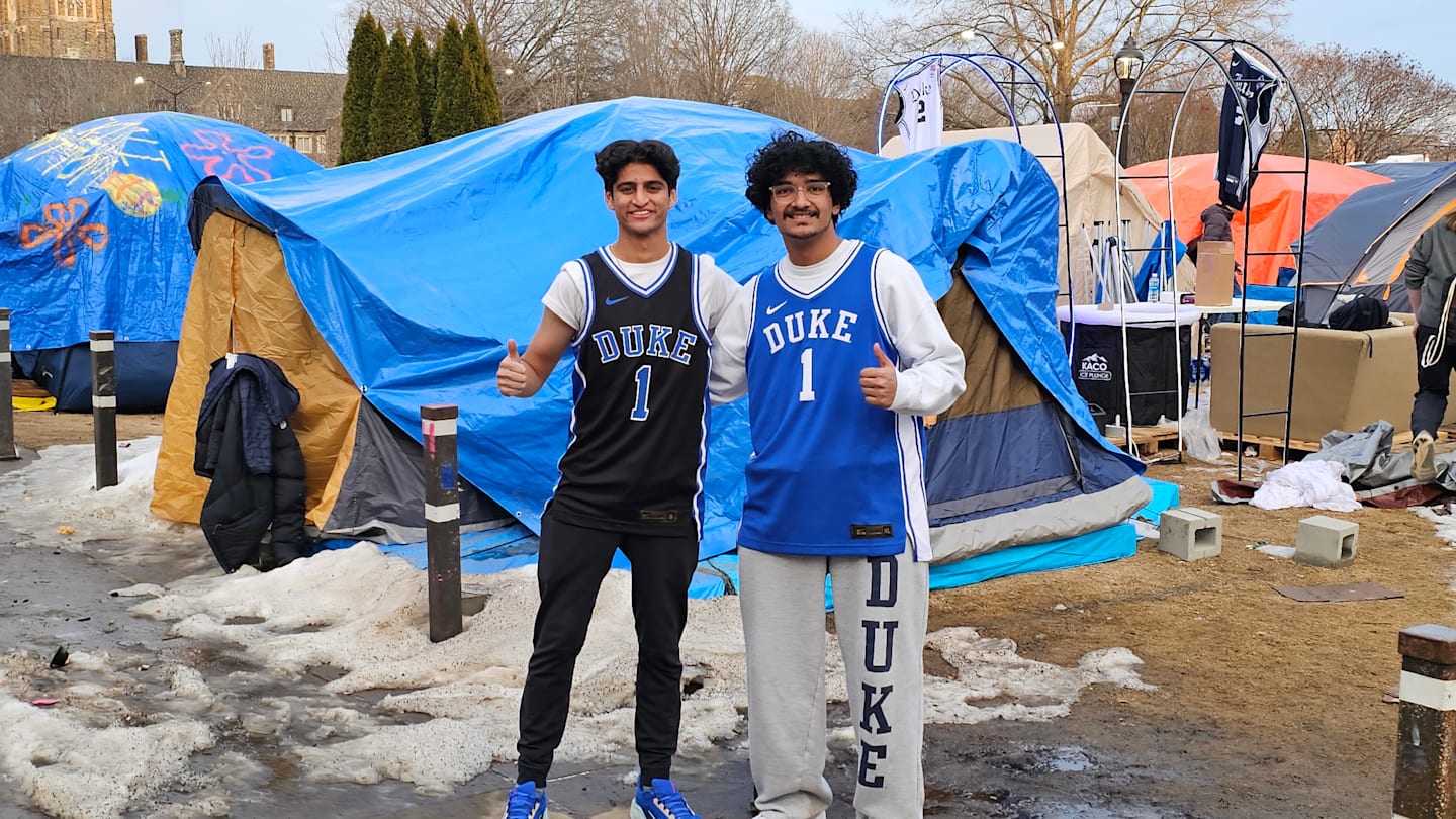 'Goblet of Scheyer' Endures Cold for Epic Duke Basketball Experience