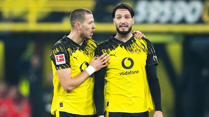 Waldemar Anton und Ramy Bensebaini sind zwei verlässliche Stützen in der BVB-Abwehr
