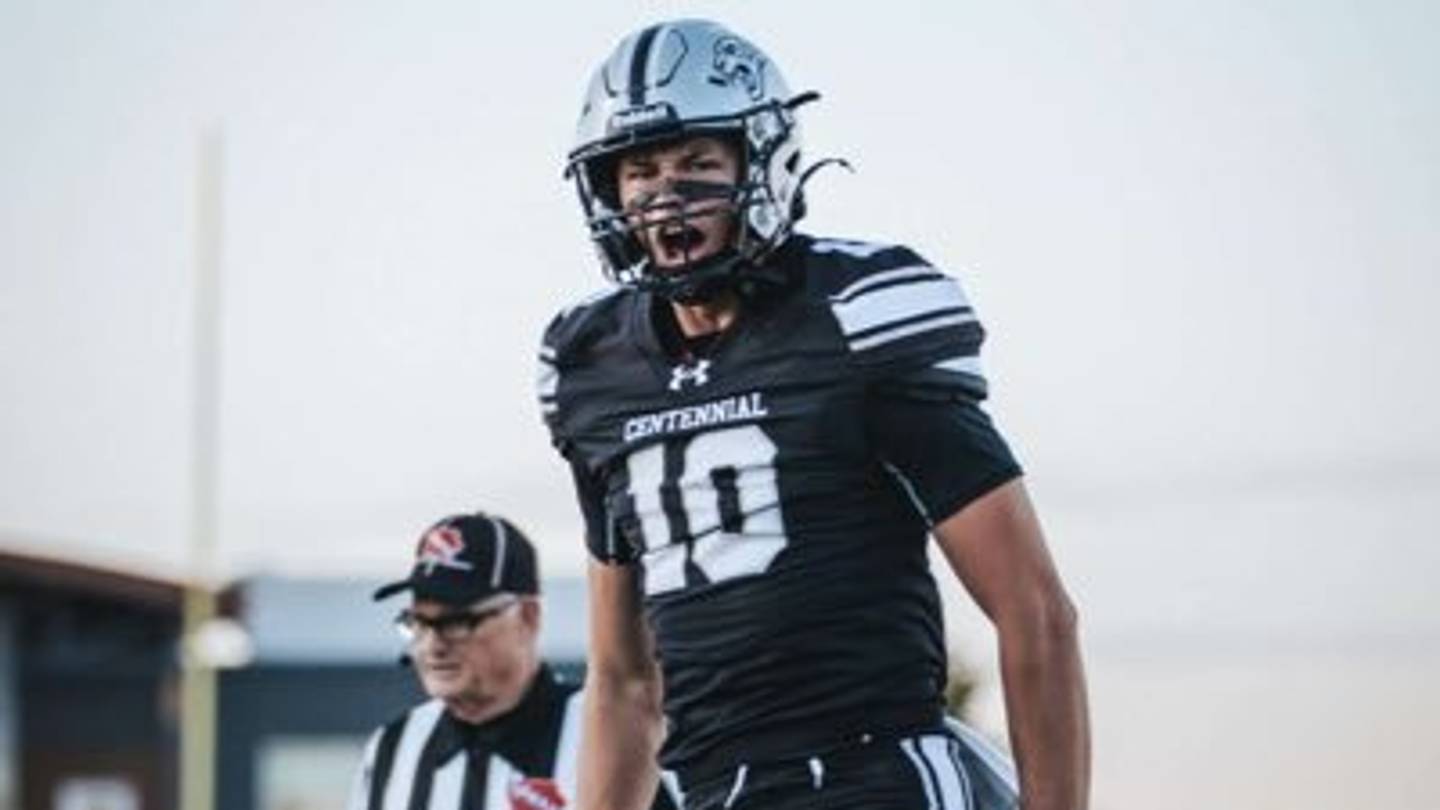 Iowa High School Football Prospect Commits To Big Ten Progra