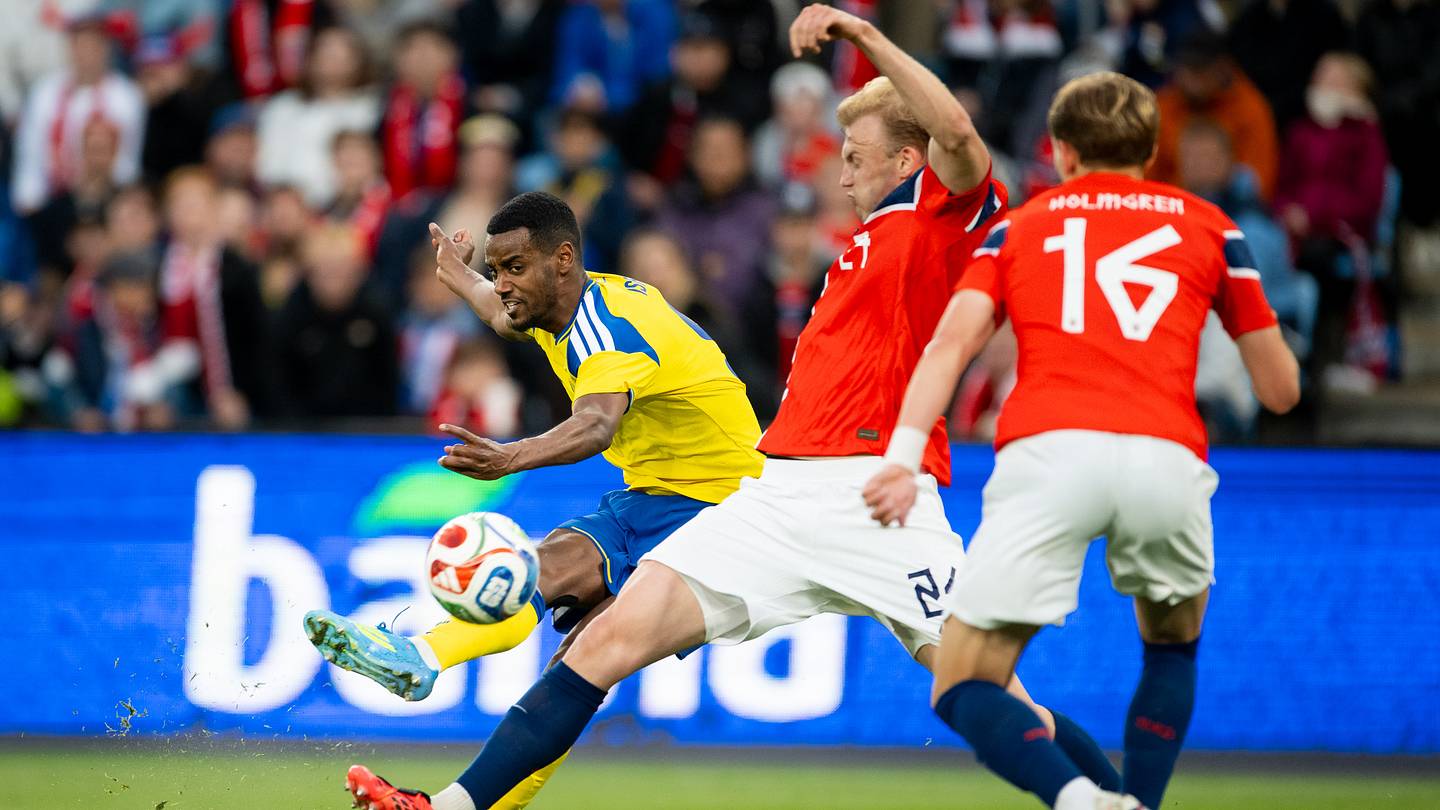 Alexander Isak gives Liverpool fans a strong reminder with stunning Sweden goal
