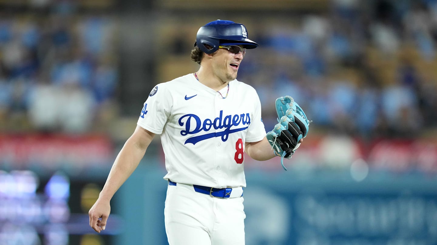 Dave Roberts Reveals How Dodgers Will Utilize Kiké Hernández When He Returns