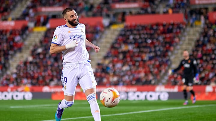 Karim Benzema quiere extender su buen momento en la Liga y anotar este domingo ante el Barcelona