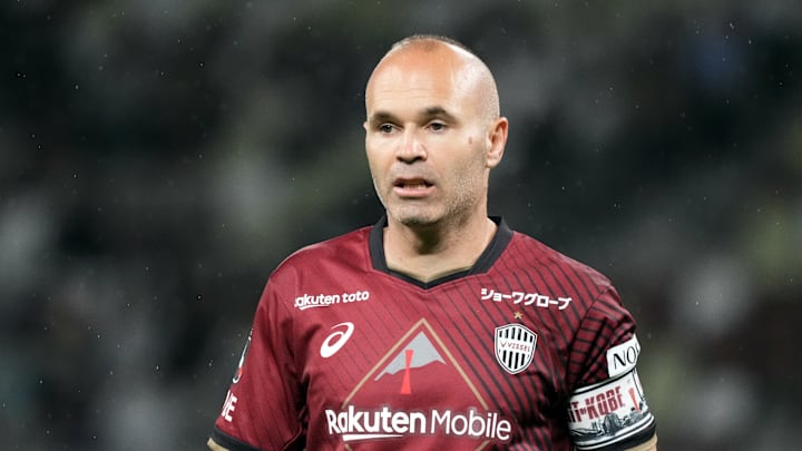 Iniesta quiere terminar su carrera junto con Lionel Messi