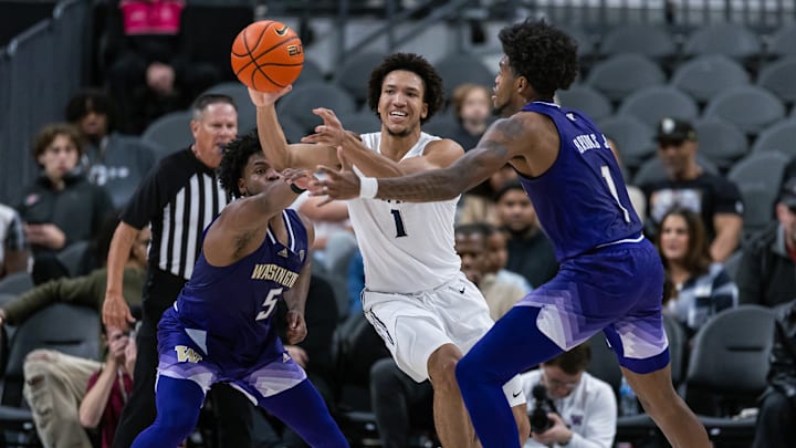 Continental Tire Main Event - Xavier v Washington