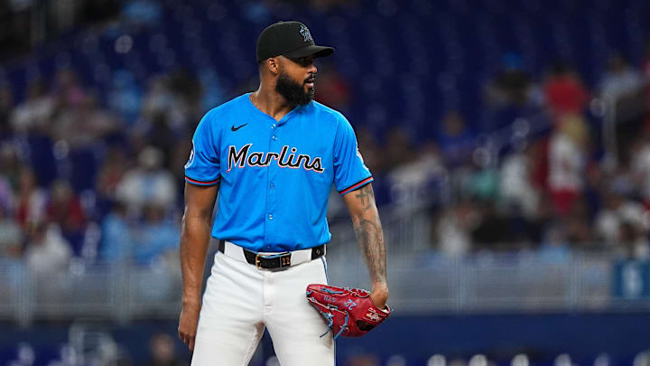 Atlanta Braves v Miami Marlins