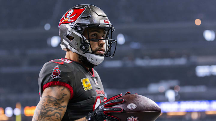 Tampa Bay Buccaneers v Indianapolis Colts
