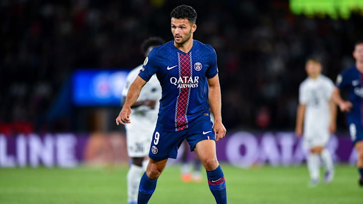 Paris Saint-Germain FC v Angers SCO - Ligue 1 McDonald's