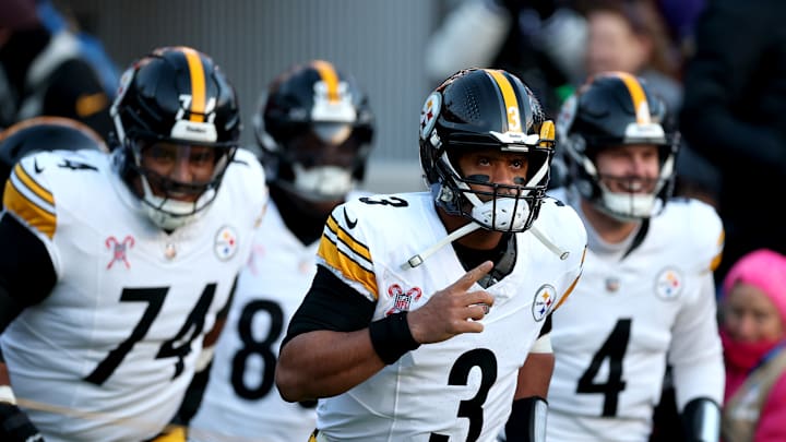 Pittsburgh Steelers v Baltimore Ravens