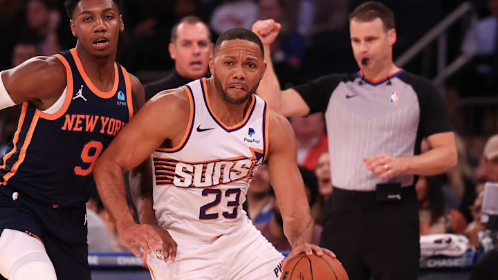 Phoenix Suns v New York Knicks