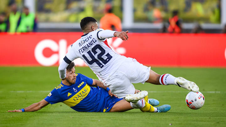 Boca Juniors v Tigre: Argentine Professional League Cup Final