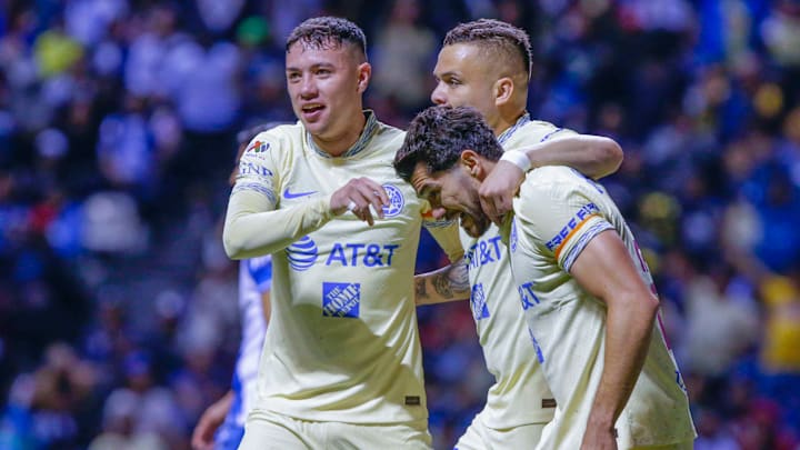 Henry Martín podría salir de América