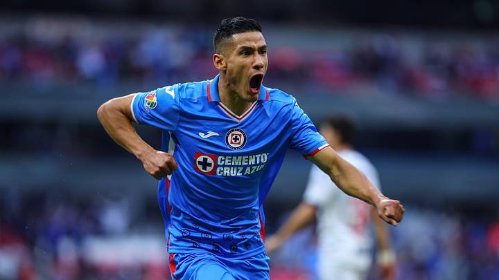 Uriel Antuna rompe el silencio sobre su fichaje fallido con Panathinoikos